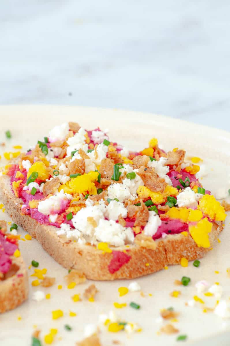 Toast à la crème de betterave et oeuf dur - Marie Food Tips