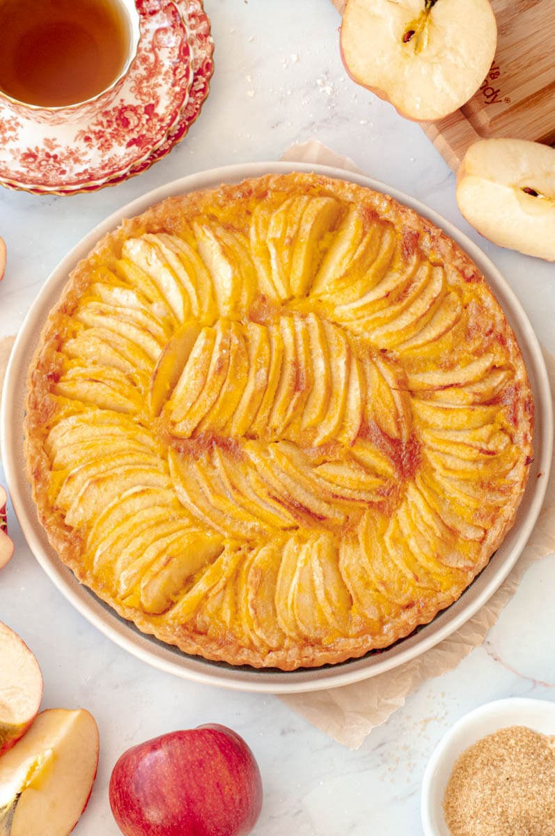 Tarte aux pommes fine et croustillante - Marie Food Tips