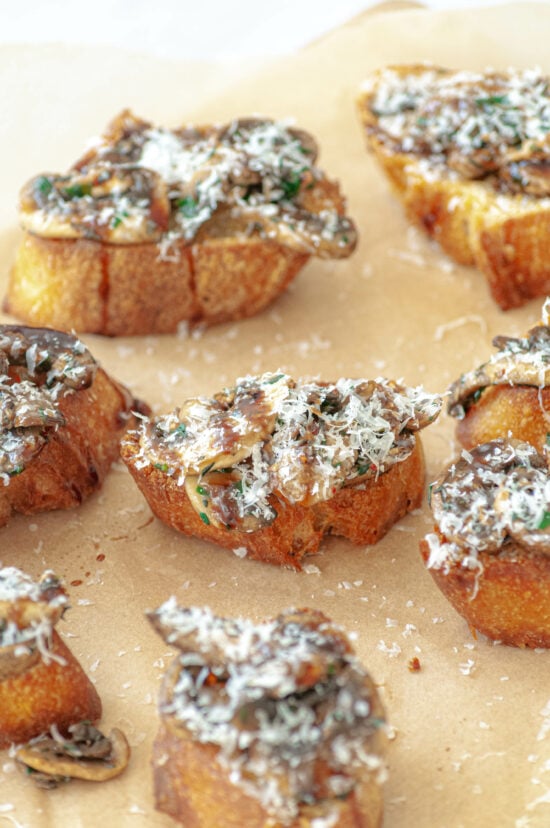 Crostini aux champignons, ail et Parmesan - Marie Food Tips