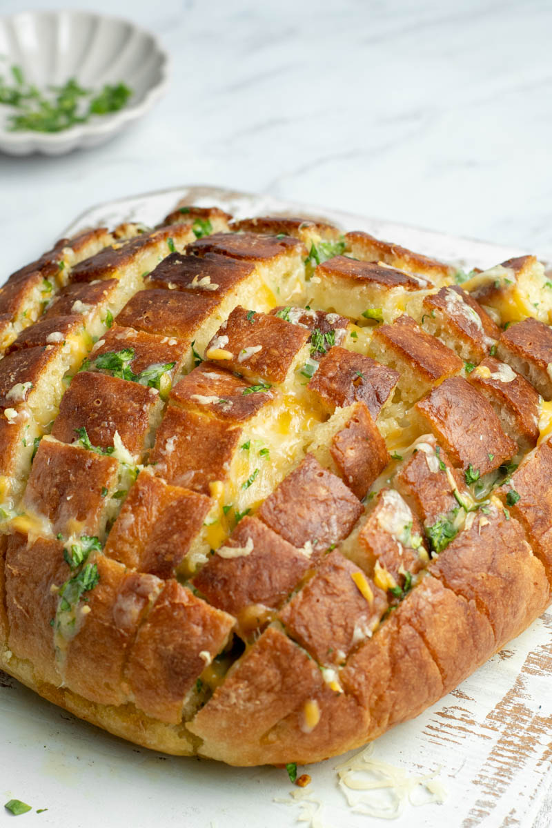 Cheese and garlic Crack Bread