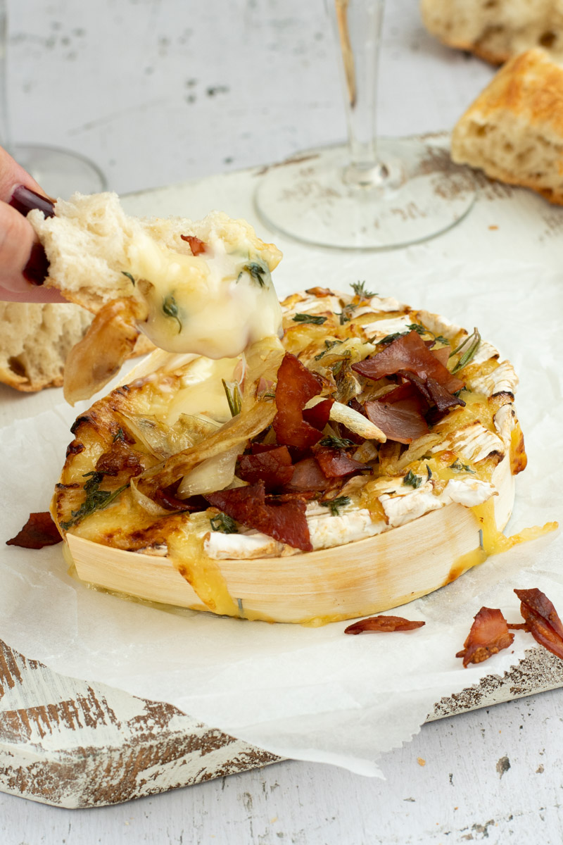Air Fryer baked Brie with bacon and caramelized onions