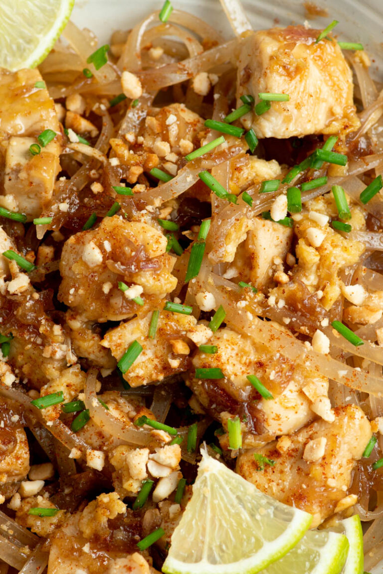 Easy homemade chicken Pad Thai (authentic recipe) - Marie Food Tips