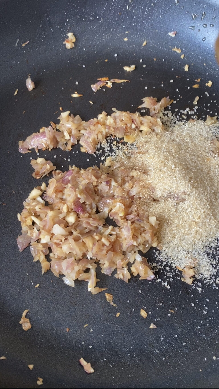 Easy homemade chicken Pad Thai (authentic recipe) - Marie Food Tips